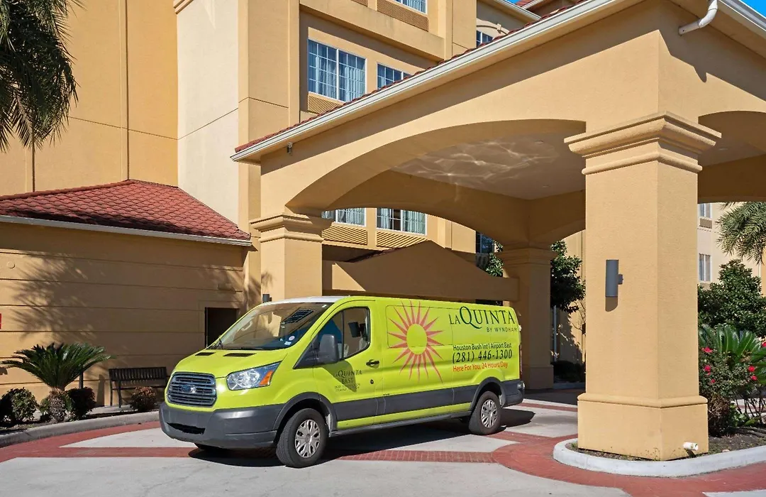 La Quinta By Wyndham Houston Iah Bush Intl Airport E-1