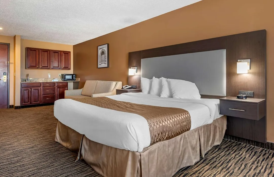Best Western The Inn At The Fairgrounds-1