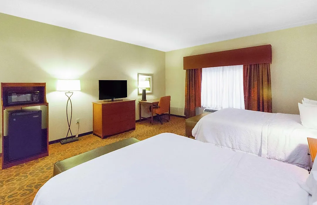 Hampton Inn Waynesburg-1