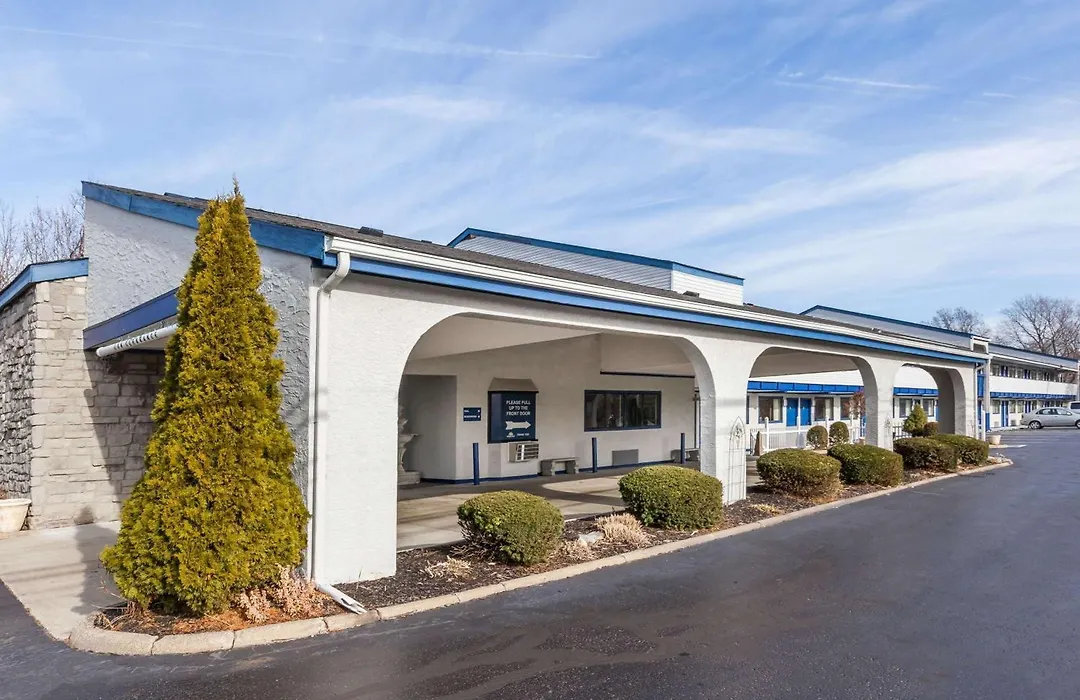 Days Inn By Wyndham Kent - Akron-1