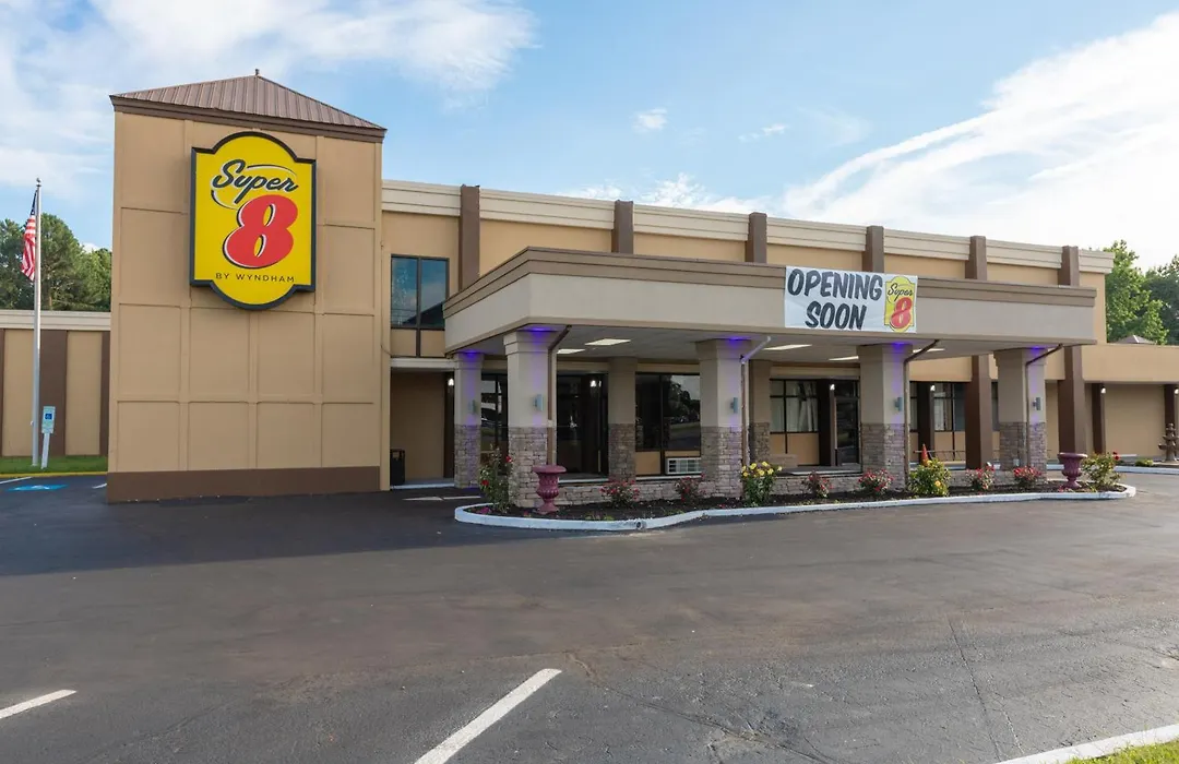 Super 8 By Wyndham Goldsboro-1