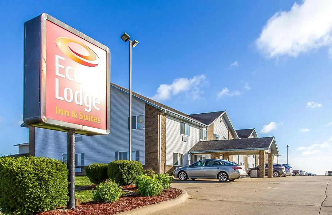 Econo Lodge Inn & Suites Pekin - Peoria Area-1