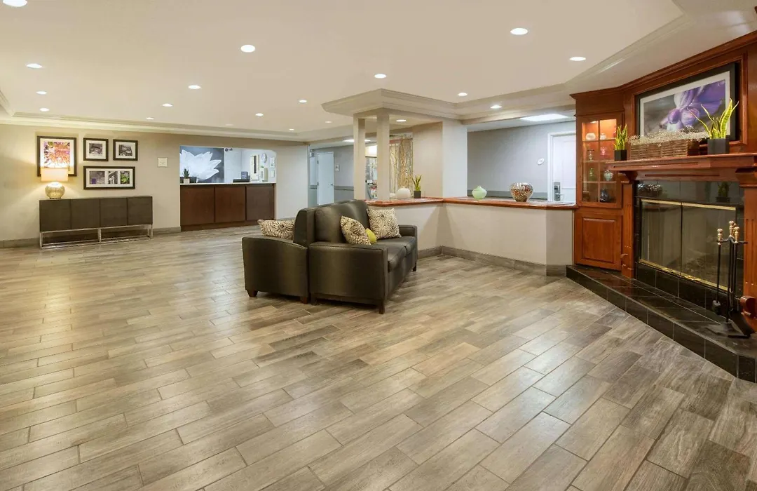 La Quinta By Wyndham Cleveland Macedonia-1