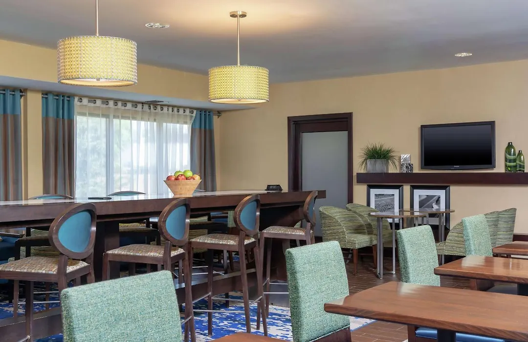 Hampton Inn East Lansing-1