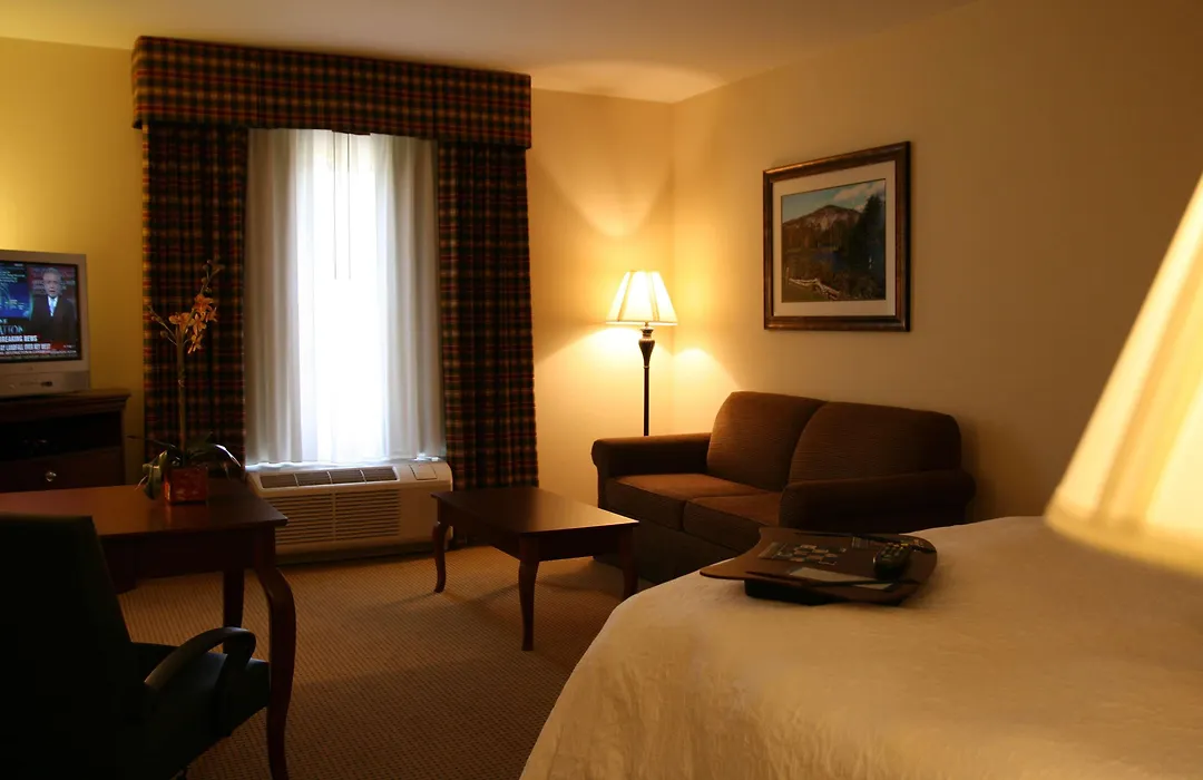 Hampton Inn & Suites Dobson-1