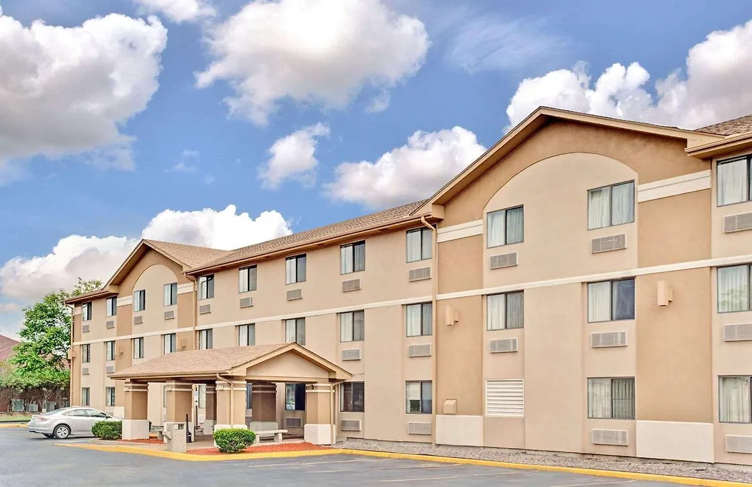 Super 8 By Wyndham Mokena/Frankfort /I-80-1