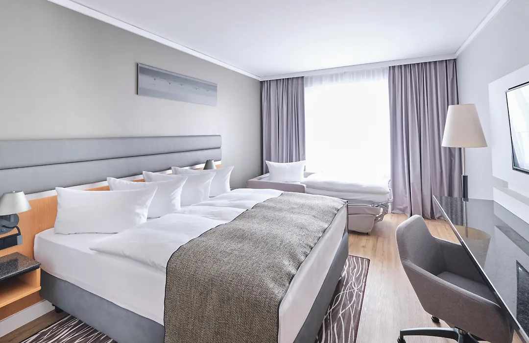 Holiday Inn Berlin Airport - Conference Centre By Ihg-1