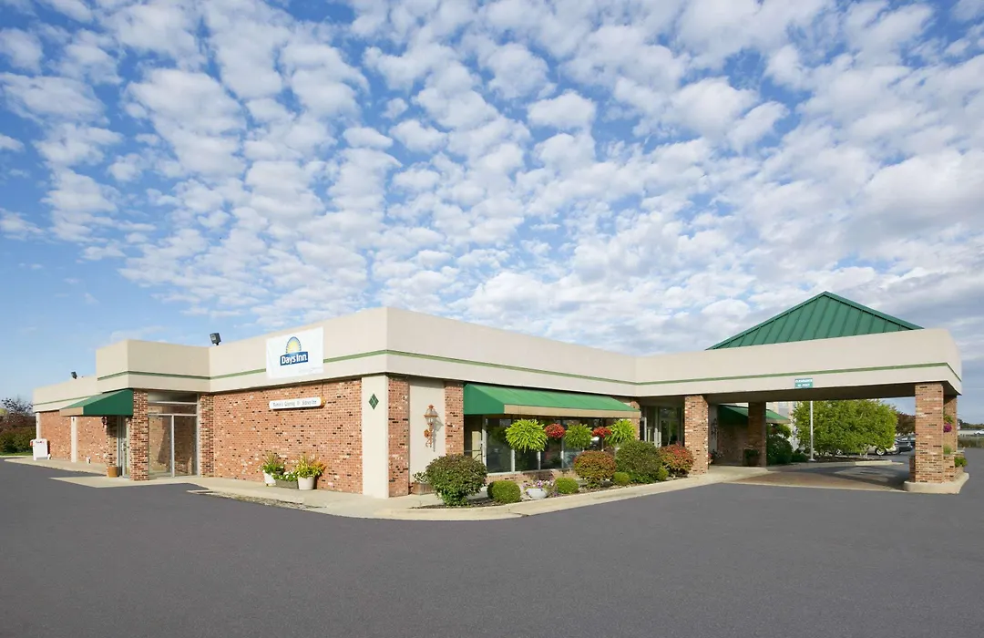 Days Inn By Wyndham Sidney Oh-1