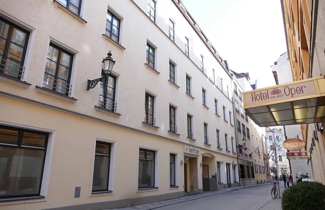Hotel An Der Oper-1