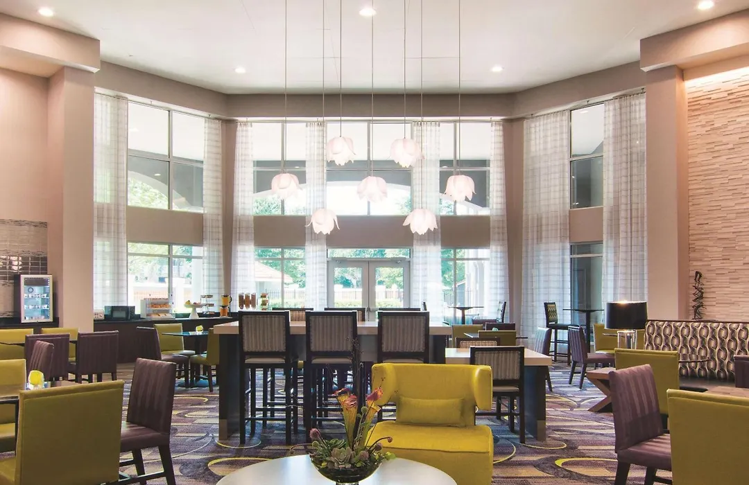 La Quinta By Wyndham Atlanta Perimeter Medical-1