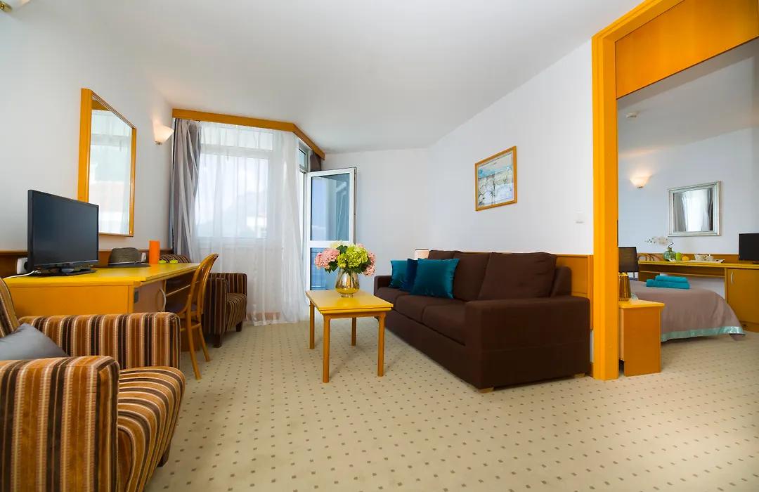 Hotel Labineca-1