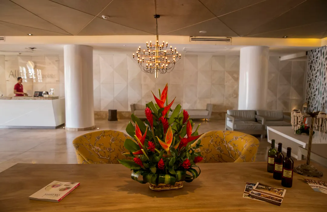 Ghl Arsenal Hotel-1