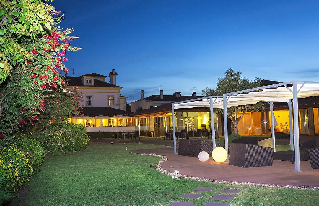 Hotel Lusitano-1