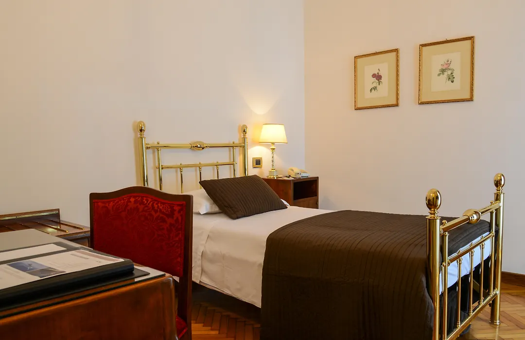 Hotel Vittoria-1