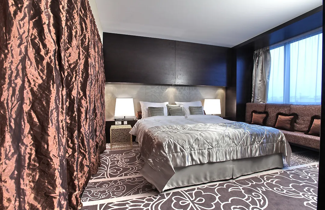 Zijin Hotel Belgrade-1