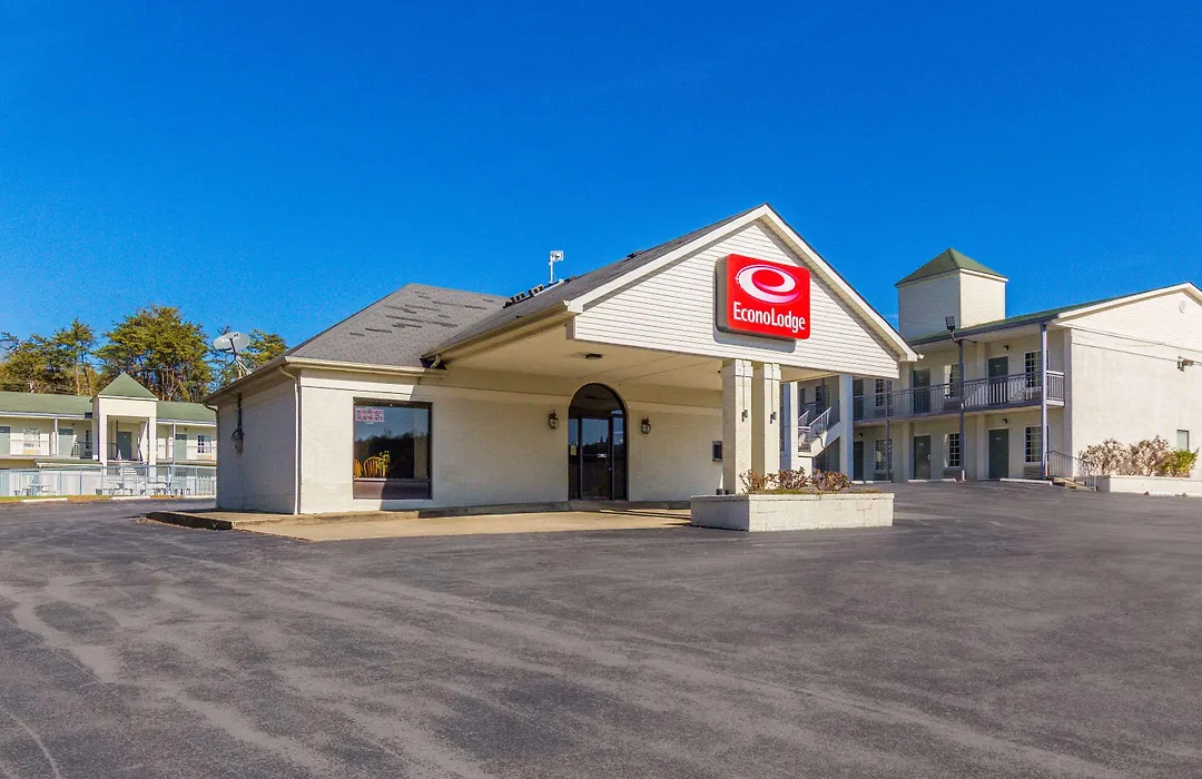 Econo Lodge-1