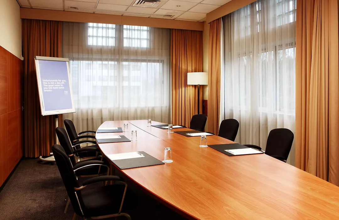 Nh Capelle Rotterdam-1
