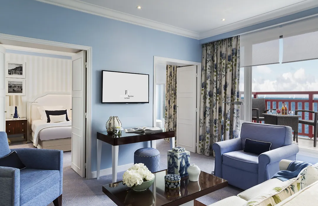 Hotel Barriere L'Hermitage-1