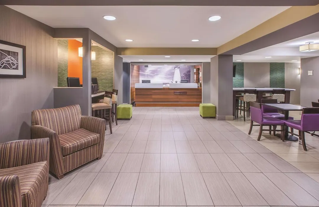 La Quinta By Wyndham Erie-1