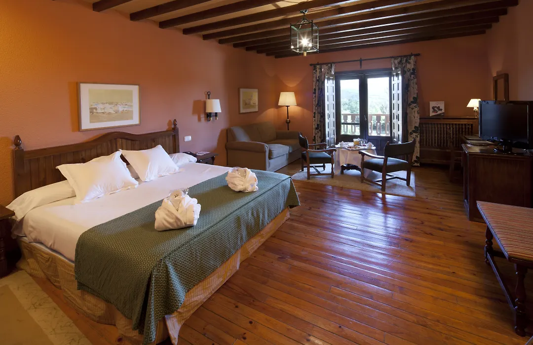 Parador De Cervera De Pisuerga-1