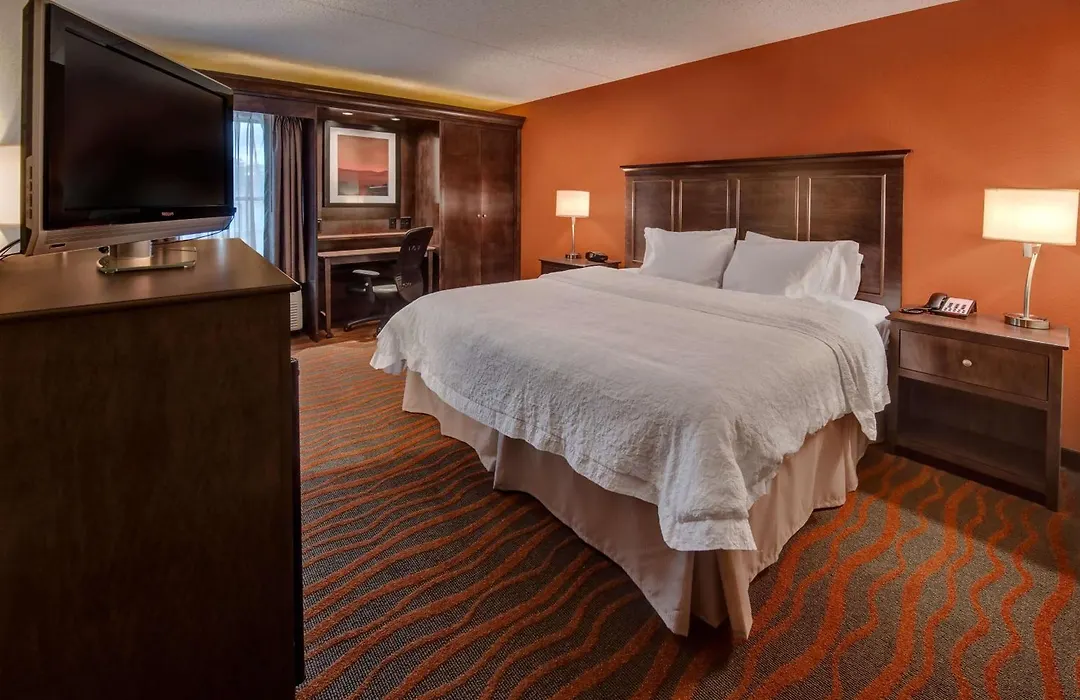 Hampton Inn By Hilton Clarksville-1