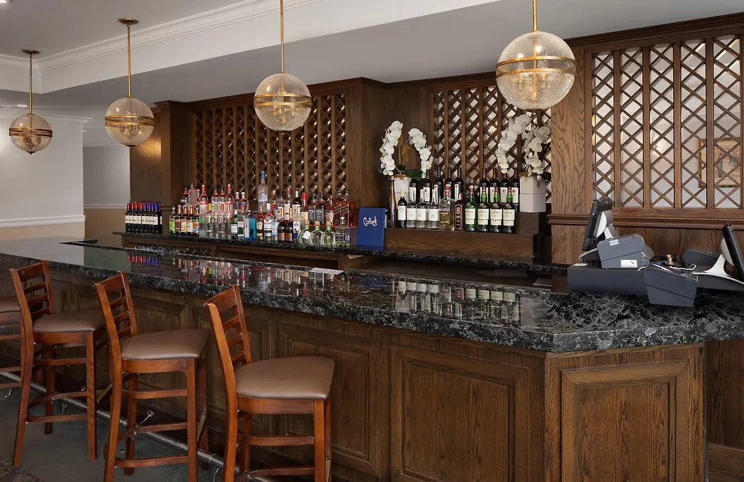 The Andrew Hotel-1
