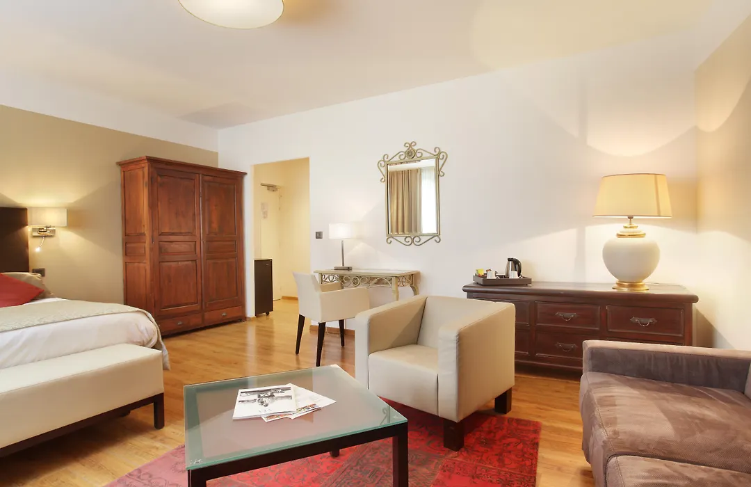 Hotel Rotonde Aix-En-Provence Centre-1