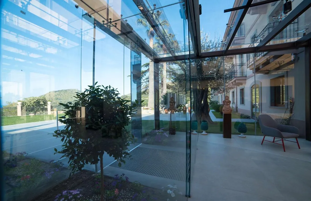 Best Western Plus Hotel Terre Di Eolo-1