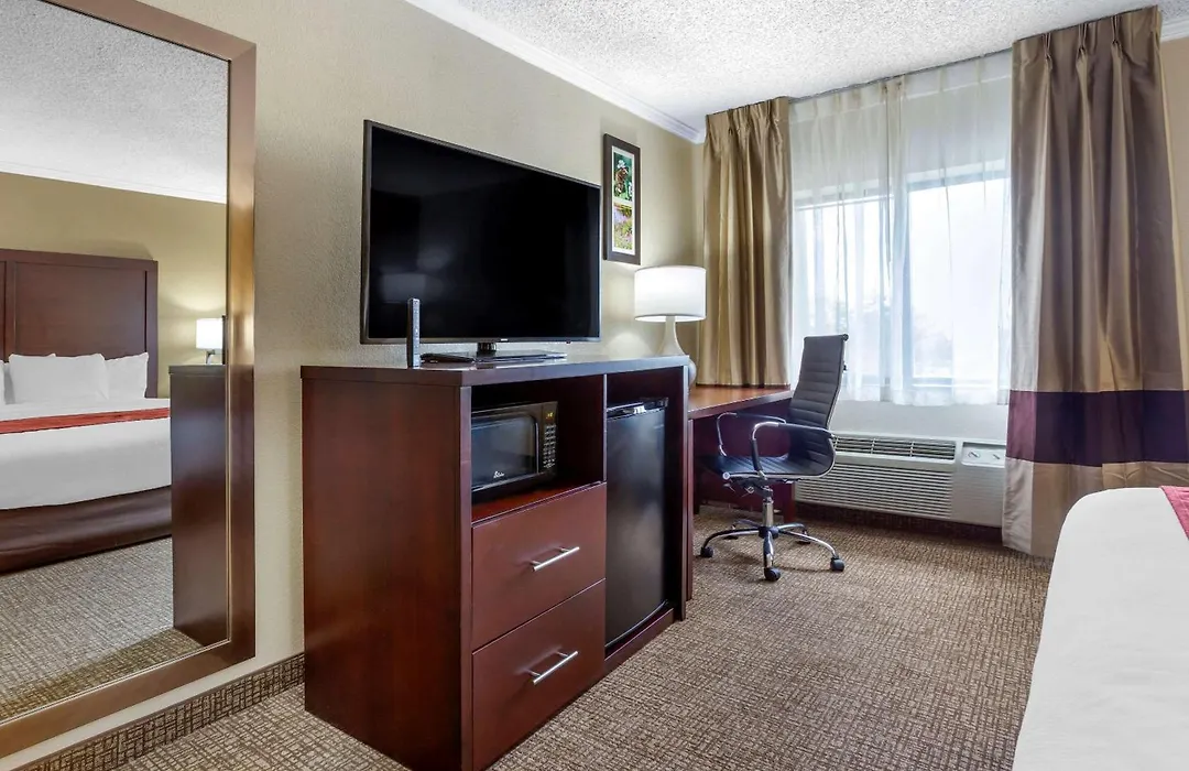 Comfort Inn Hoffman Estates - Schaumburg-1