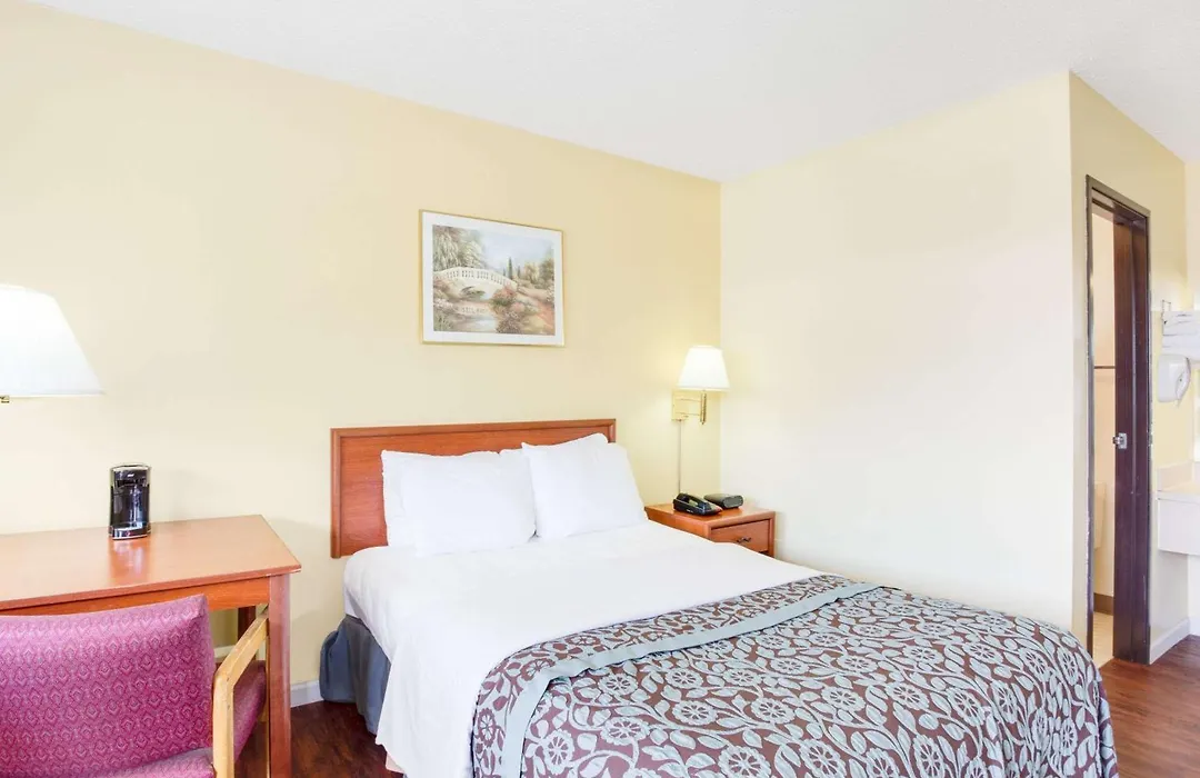 Days Inn By Wyndham Athens-1