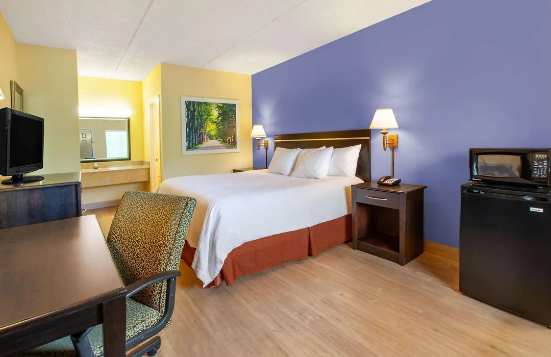Days Inn By Wyndham Grantville-1