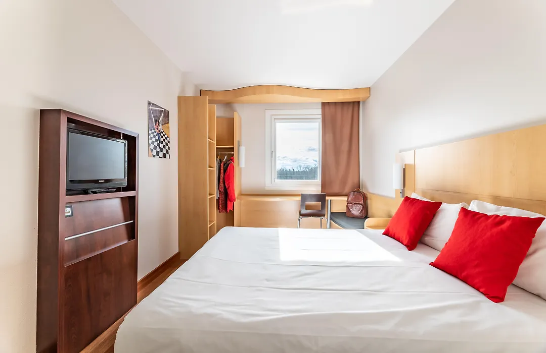 Ibis Hotel Plzeň-1