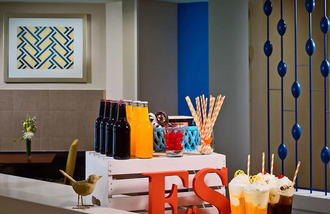 Sonesta Es Suites Somerset-1