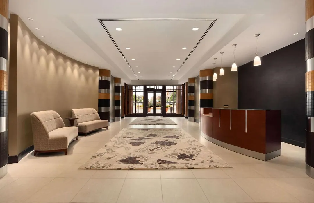 Embassy Suites By Hilton Alexandria Old Town-1