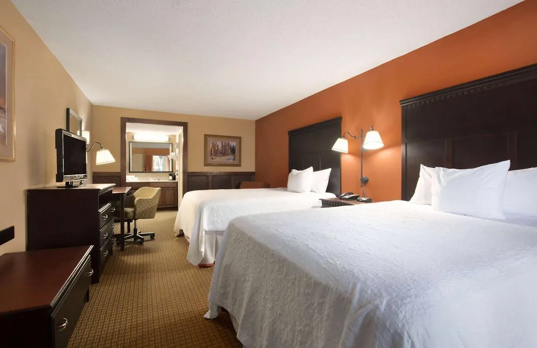 Days Inn By Wyndham Longview South-1