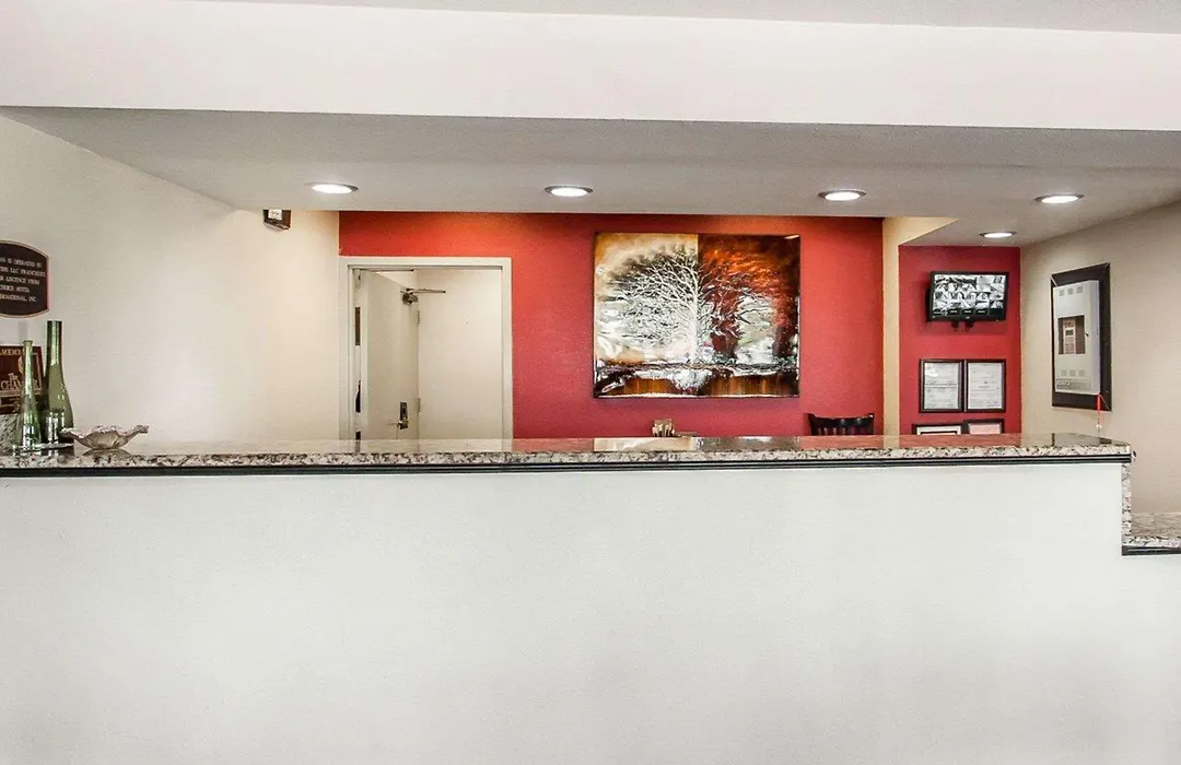 Econo Lodge Inn & Suites Jackson Northwest-1