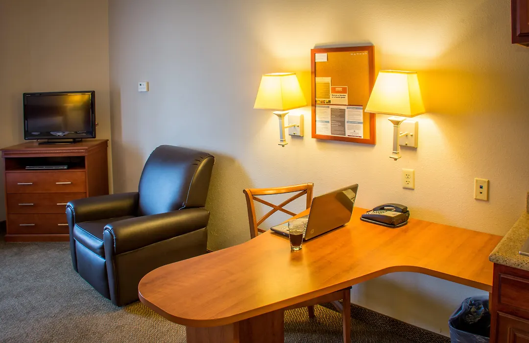 Candlewood Suites South Bend Airport By Ihg-1