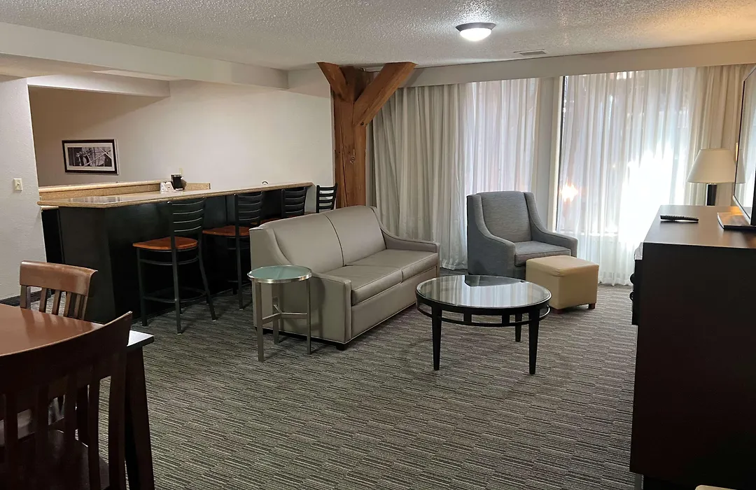 Best Western Plus Como Park Hotel-1