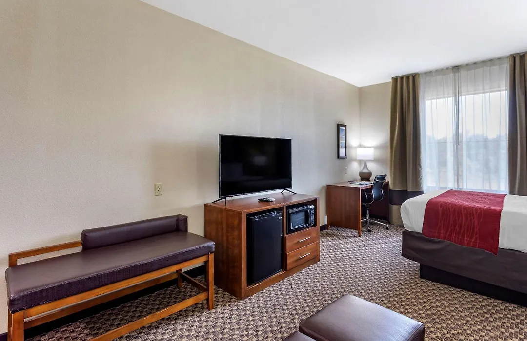 Comfort Inn & Suites Atoka-Millington-1