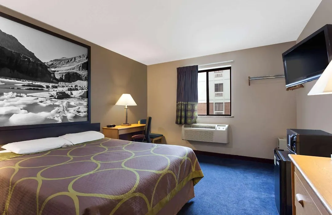 Super 8 By Wyndham Helena-1