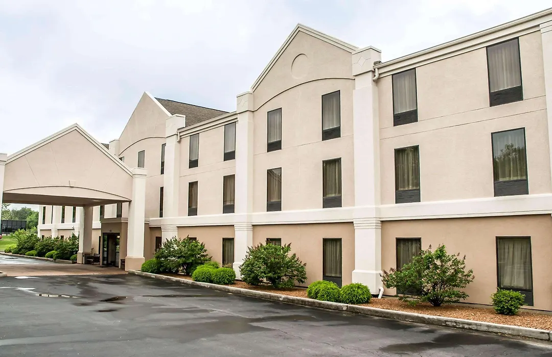 Comfort Inn Near Six Flags St Louis-1