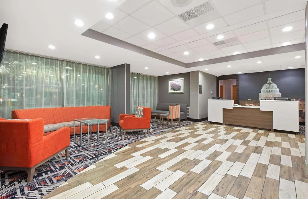 La Quinta Inn & Suites By Wyndham Dc Metro Capital Beltway-1