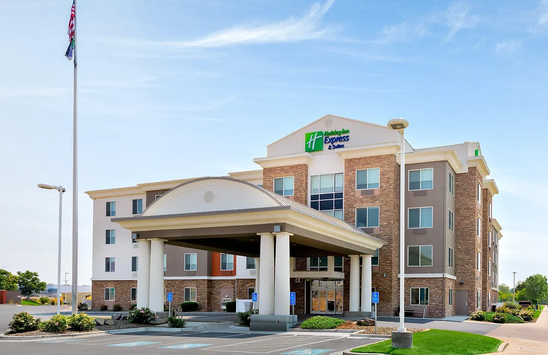 Holiday Inn Express Hotel & Suites Ontario By Ihg-1