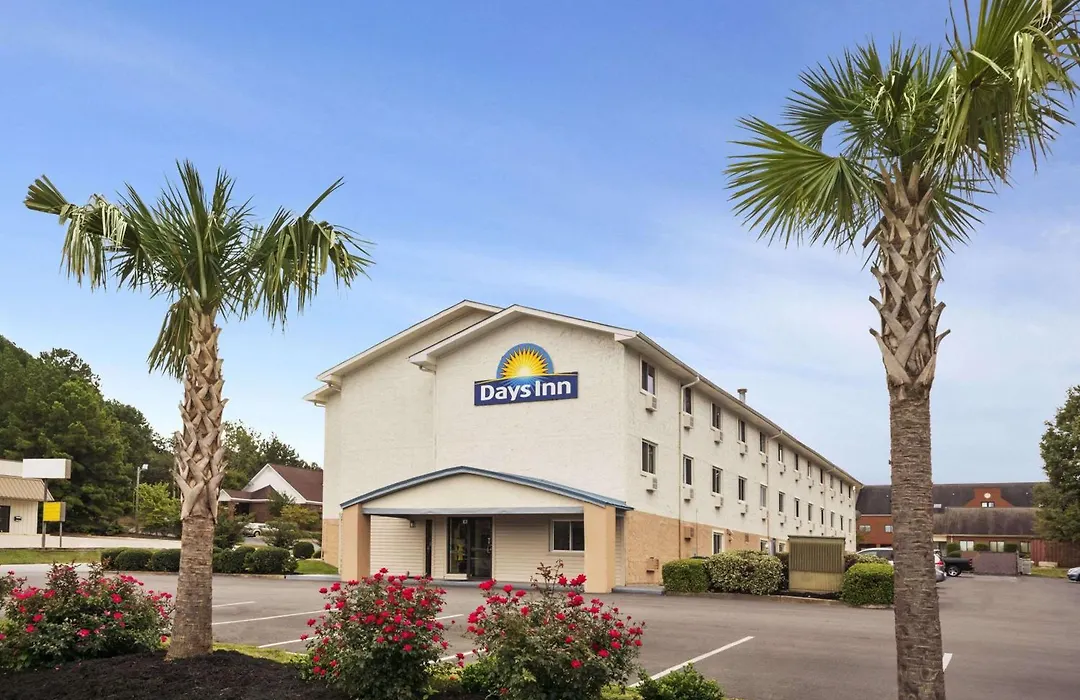 Days Inn By Wyndham Greenwood Sc-1