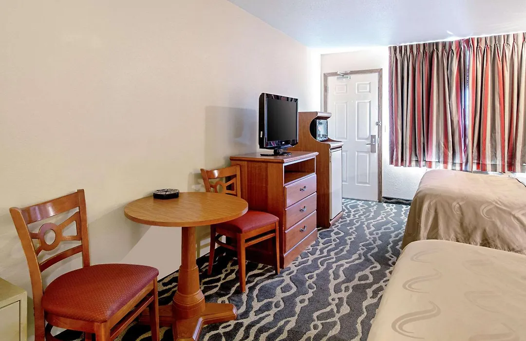 Quality Inn Huron-1