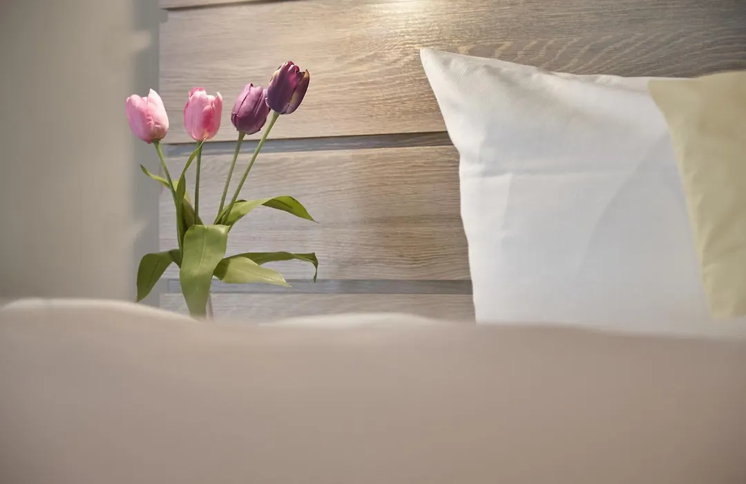 Hotel Kiel By Golden Tulip-1