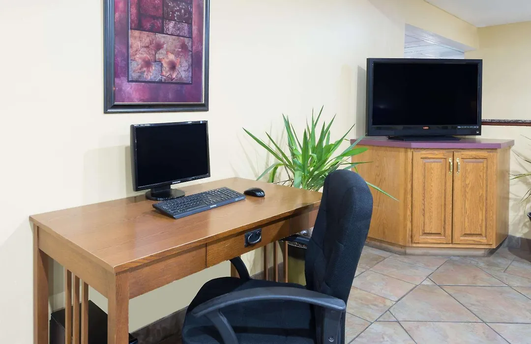 Super 8 By Wyndham Morgantown-1