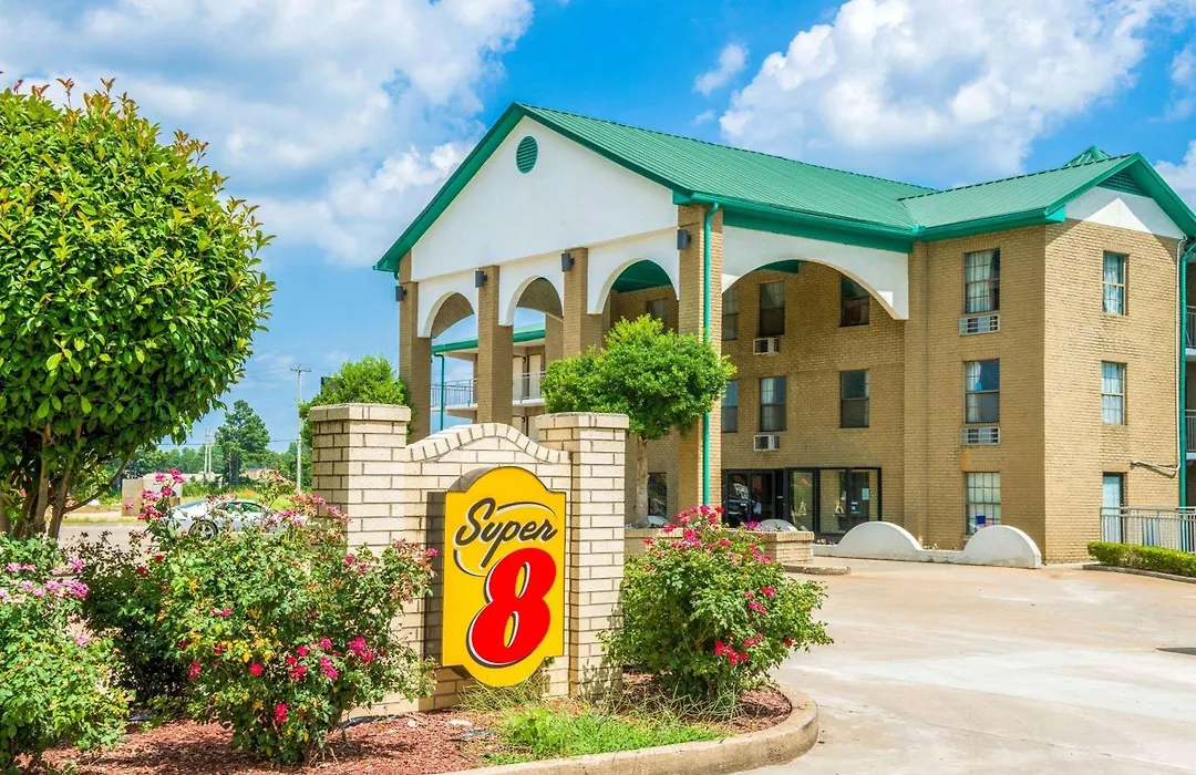 Super 8 By Wyndham Lakeland-1