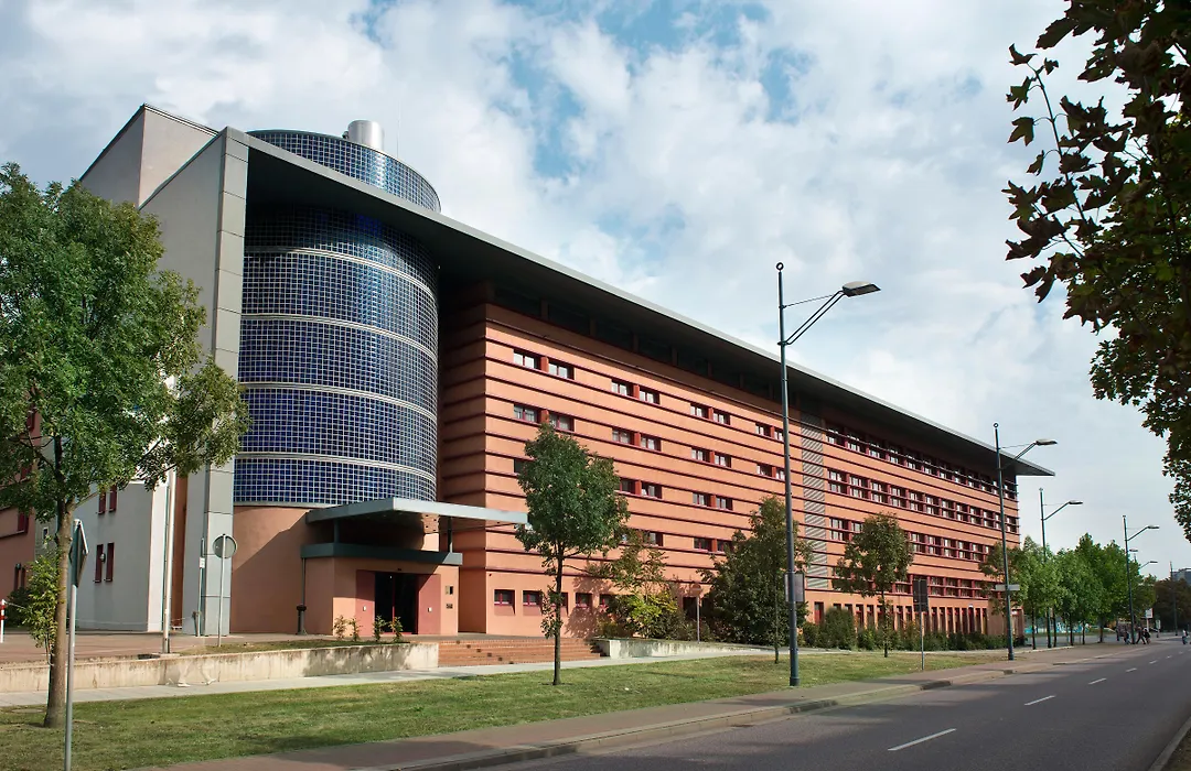 Tryp By Wyndham Halle-1