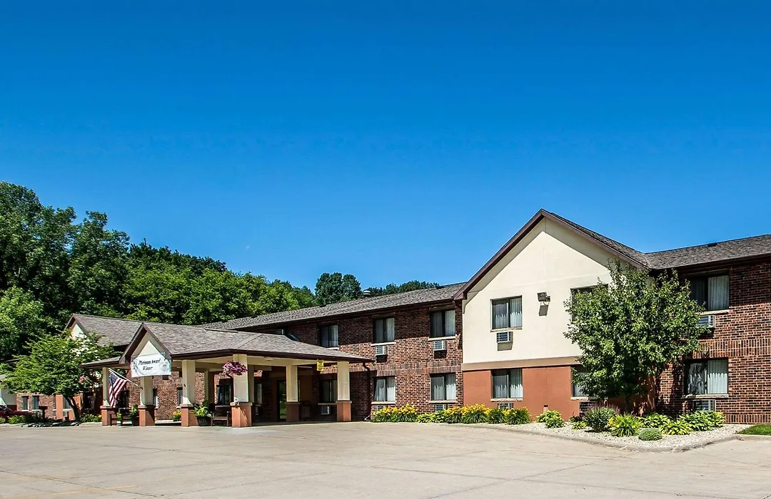 Quality Inn & Suites Decorah-1